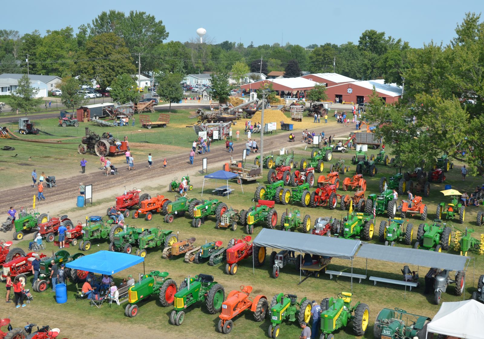 Visit the Reunion Midwest Old Settlers & Threshers Association